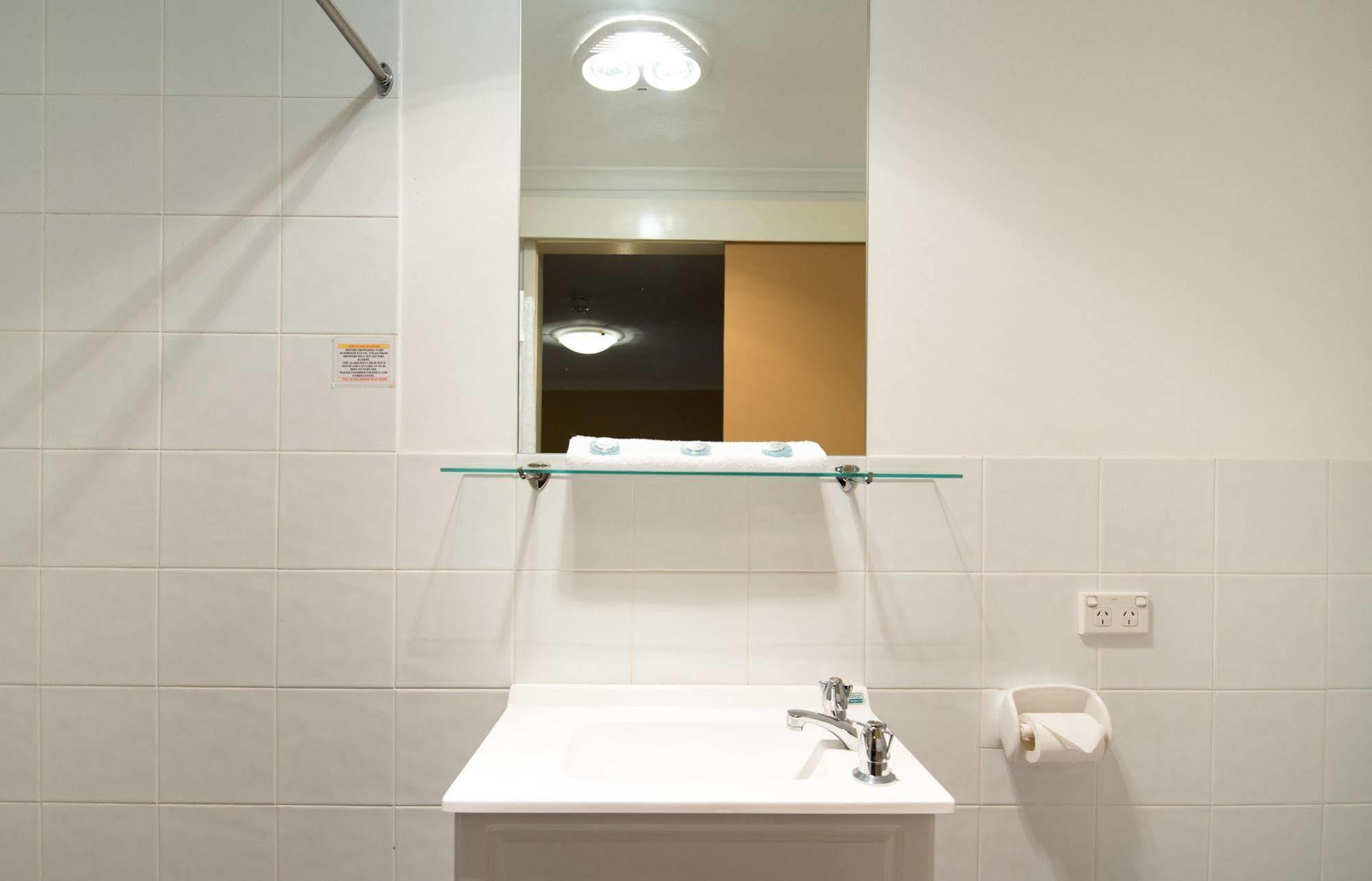 Beltana Hotel Lindisfarne エクステリア 写真