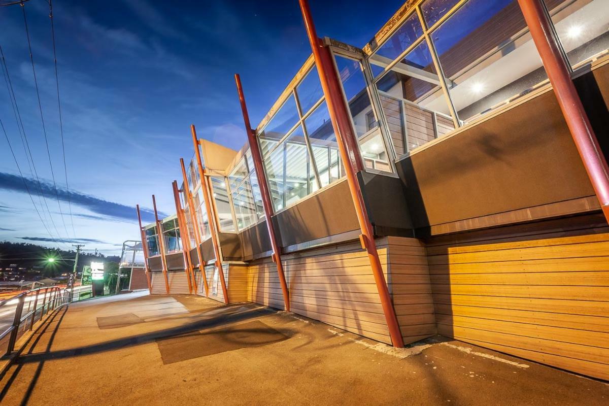 Beltana Hotel Lindisfarne エクステリア 写真